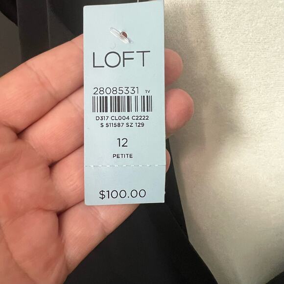 NWOT Loft Petites Woman's Black V-Back Jumpsuit- Size 12P - Picture 6 of 15